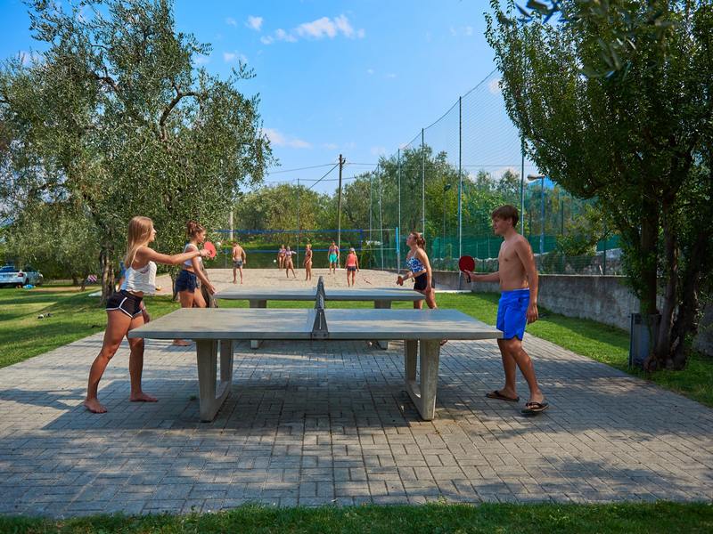 Camping Tonini di Tonini Claudio | Camping Tonini in Malcesine, direkt am Seeufer - Camping am Gardasee, zwischen Entspannung und Spaß