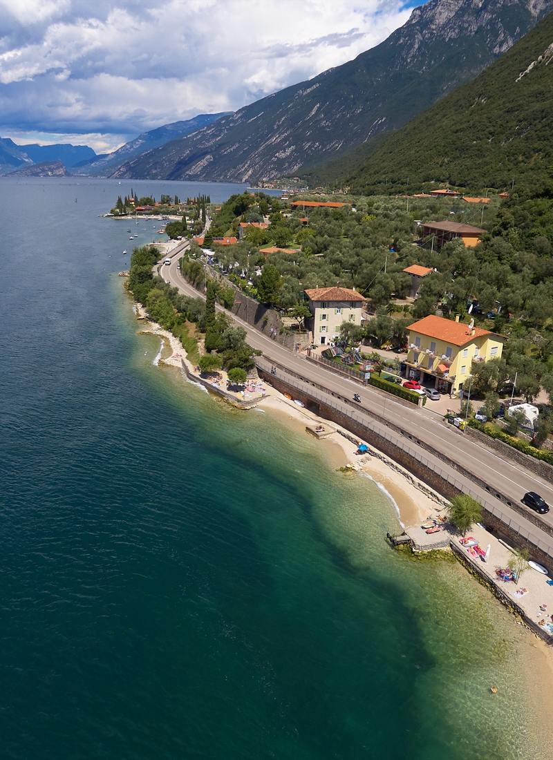 Camping Tonini di Tonini Claudio | Camping Tonini in Malcesine, direkt am Seeufer - Camping am Gardasee, zwischen Entspannung und Spaß
