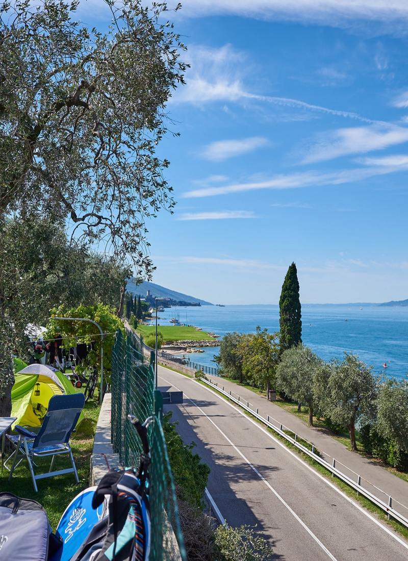 Camping Tonini di Tonini Claudio | Camping Tonini in Malcesine, direkt am Seeufer - Camping am Gardasee, zwischen Entspannung und Spaß